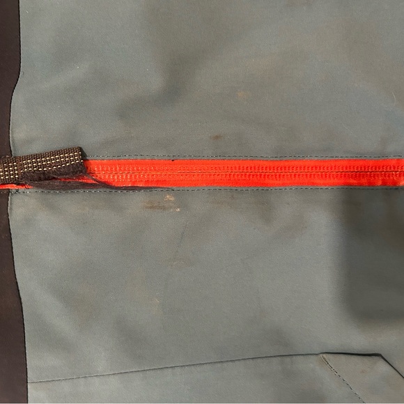 Patagonia Kids' Teal and Navy Snowsuit with Orange Zipper - Picture 3 of 5